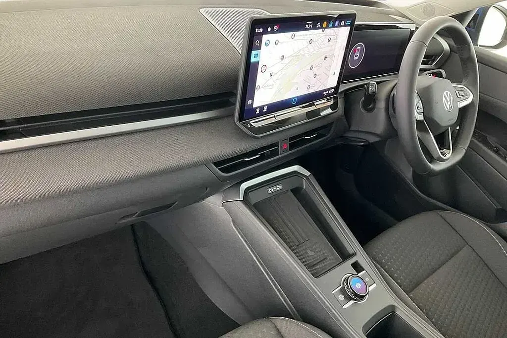 New VW T-Roc Life 150 HP (110 kW) 2026 Celestial blue SUV