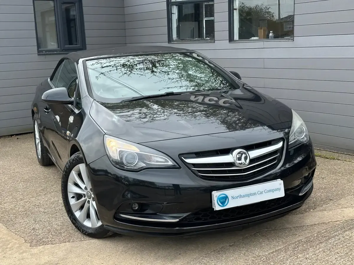 Używany Vauxhall Cascada Elite 2013 Czarny Kabriolet