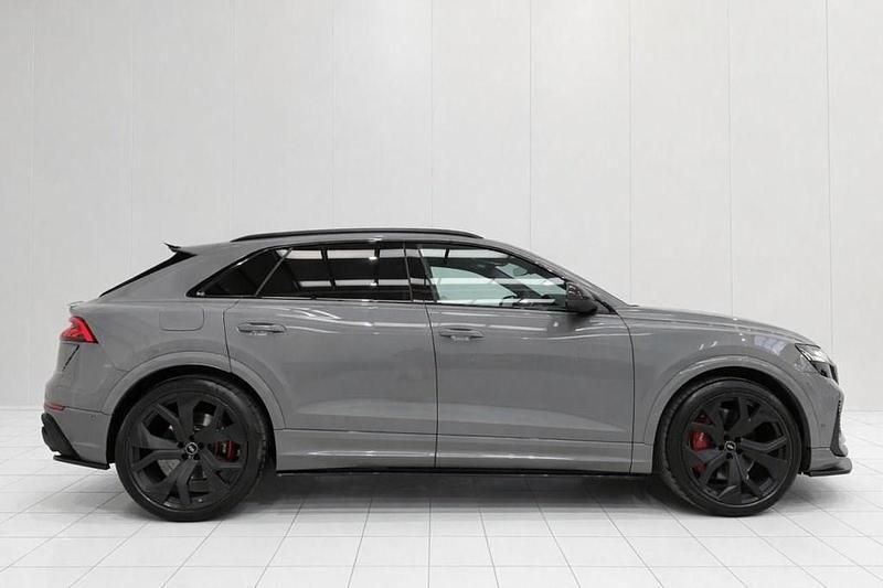 Usado Audi RS Q8 Advanced 600 CV (441 kW) 2022 Gris SUV