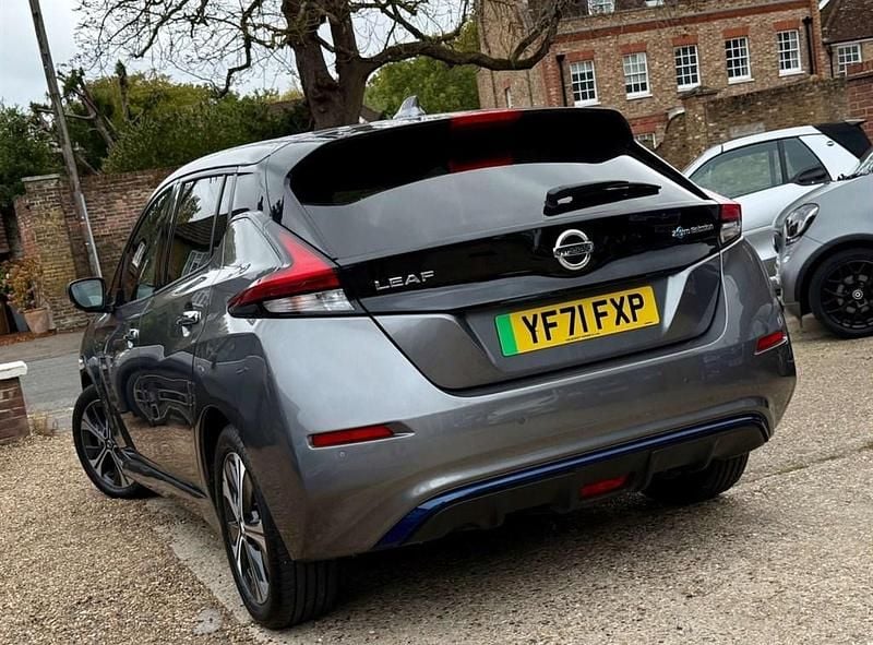 Used Nissan Leaf N-Connecta 38 kW (53 HP) 2021 Hatchback