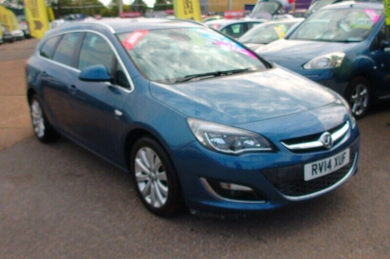 Blue Used 2014 Vauxhall Astra Elite Estate | £5,995 (Expensive) - Image 1/1