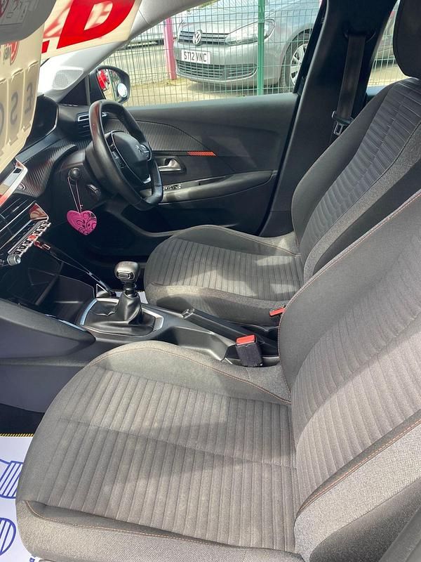 Used Peugeot 208 Active 75 HP (55 kW) 2020 Black Hatchback