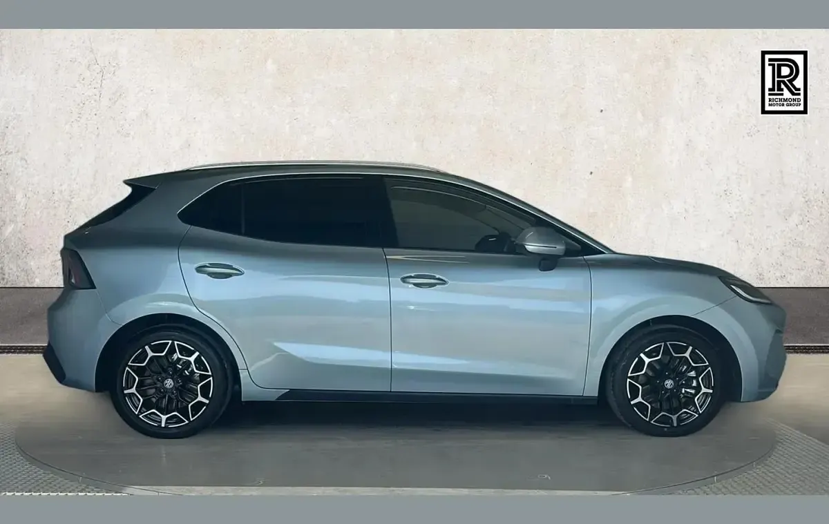 New MG MG4 EV 117 kW (160 HP) 2026 Green Hatchback