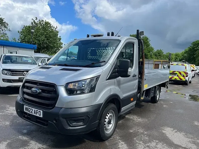 Używany Ford Transit S 130 KM (95 kW) 2022 Srebrny Kabriolet