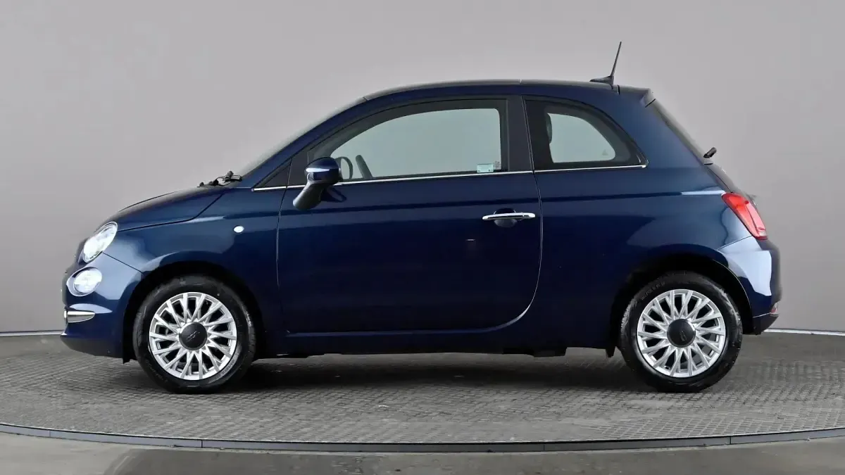 Used Fiat 500 70 HP (51 kW) 2023 Blue Hatchback
