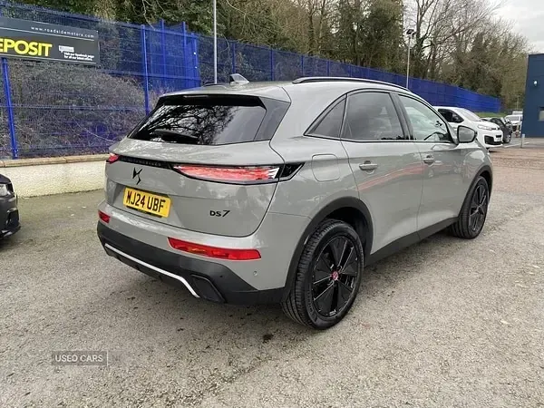 Used DS Automobiles DS7 Crossback Performance Line Plus 130 HP (95 kW) 2024 Grey SUV