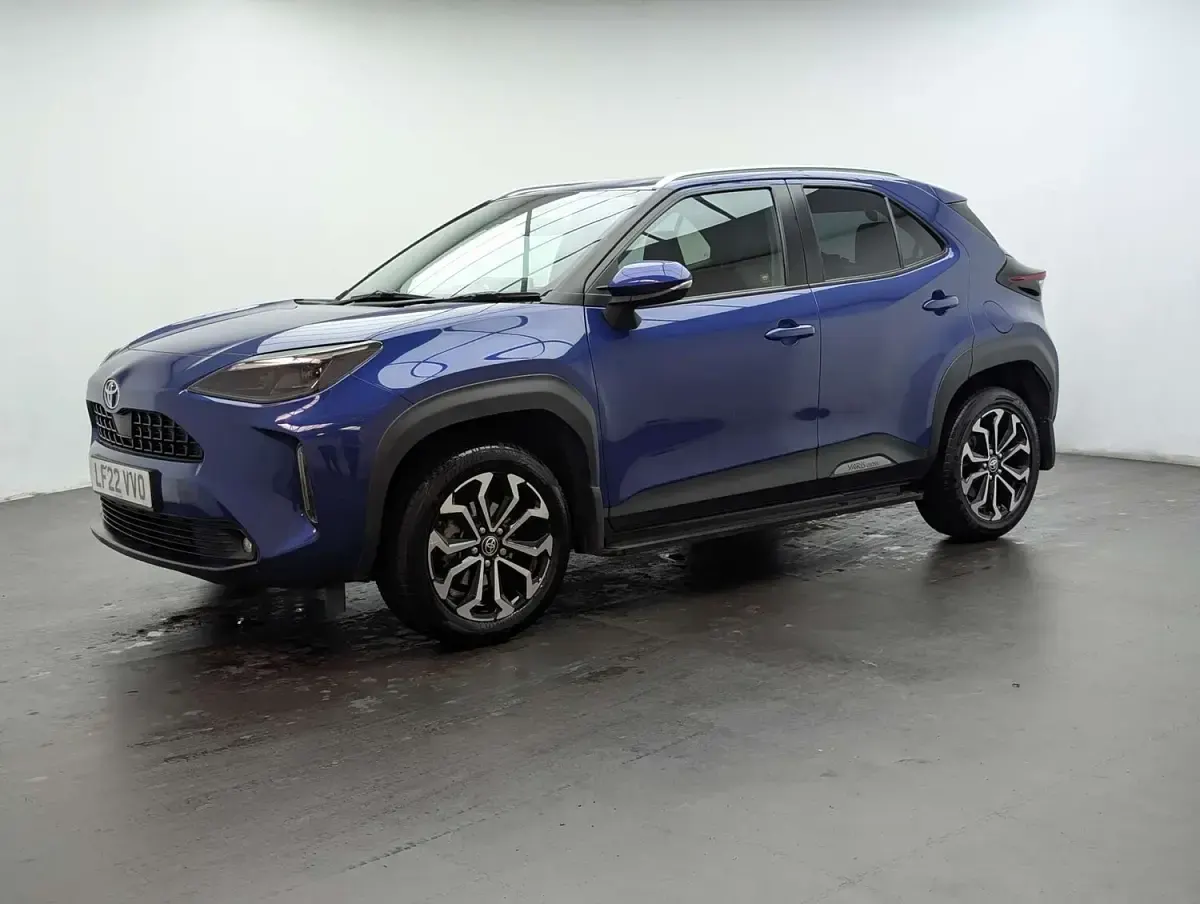 Used Toyota Yaris Cross Design 2022 Blue SUV