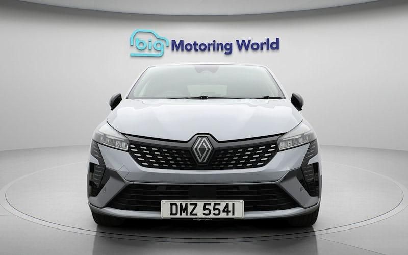 Used Renault Clio V Esprit Alpine 143 HP (105 kW) 2024 Grey Hatchback