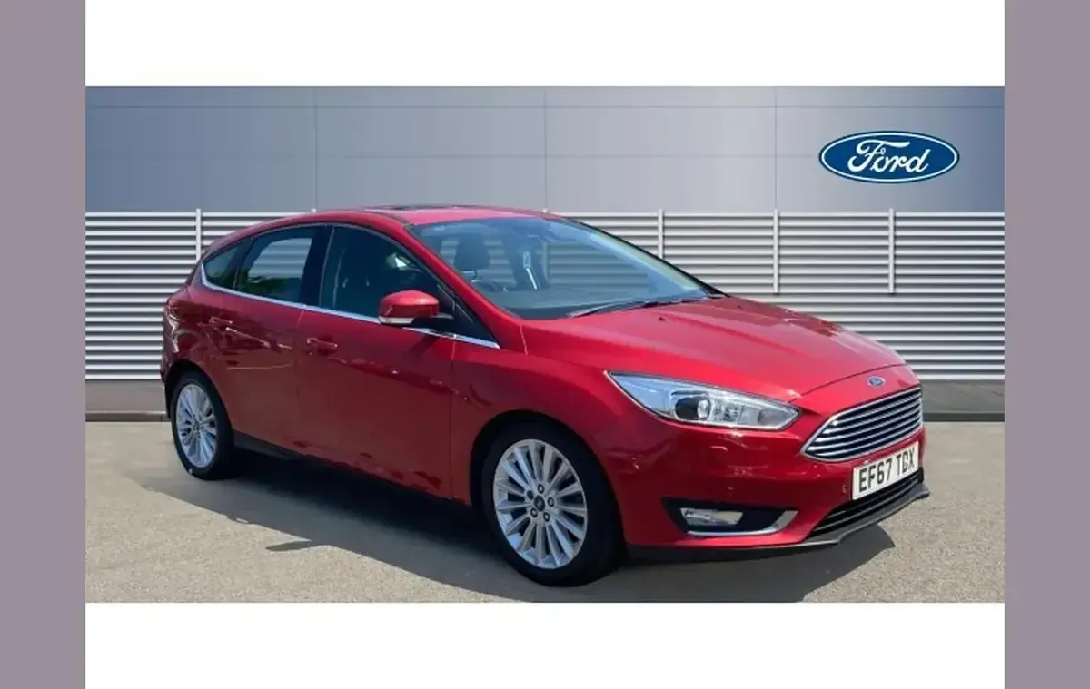 Used Ford Focus Titanium X 182 HP (133 kW) 2017 Hatchback