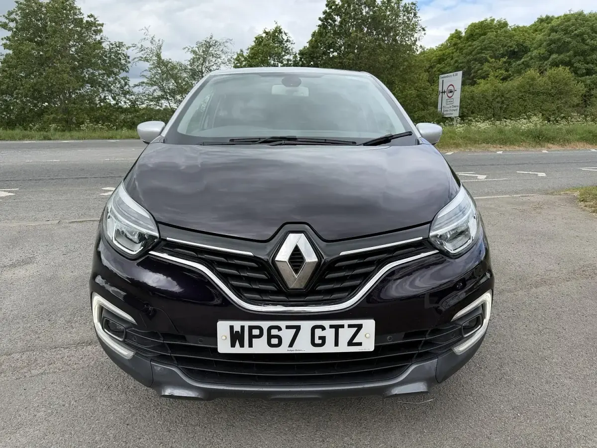 Used Renault Captur Signature S 2017 Purple SUV