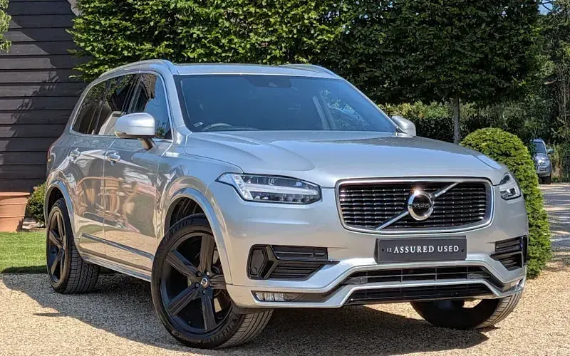 Used Volvo XC90 R-Design 250 HP (183 kW) 2018 SUV