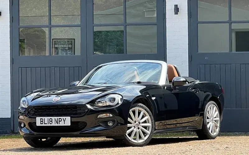Used Fiat 124 Spider Lusso 140 HP (102 kW) 2017 Cabriolet