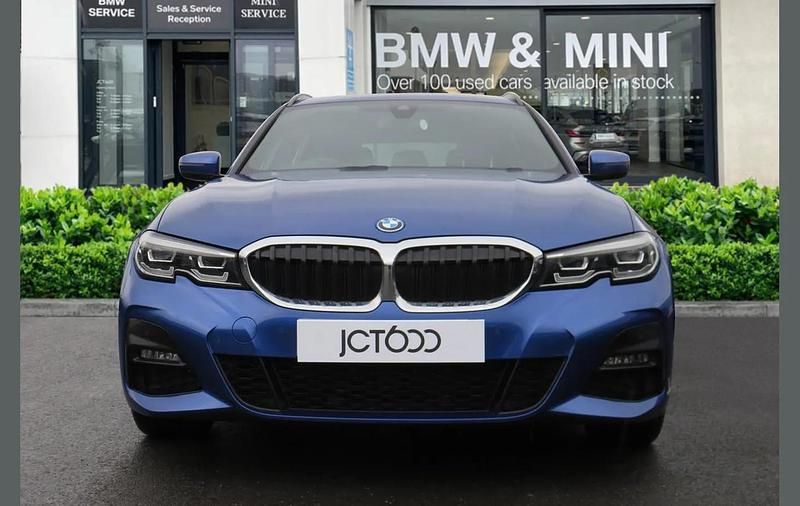 Used BMW 330e M Sport 288 HP (211 kW) 2021 Blue Estate