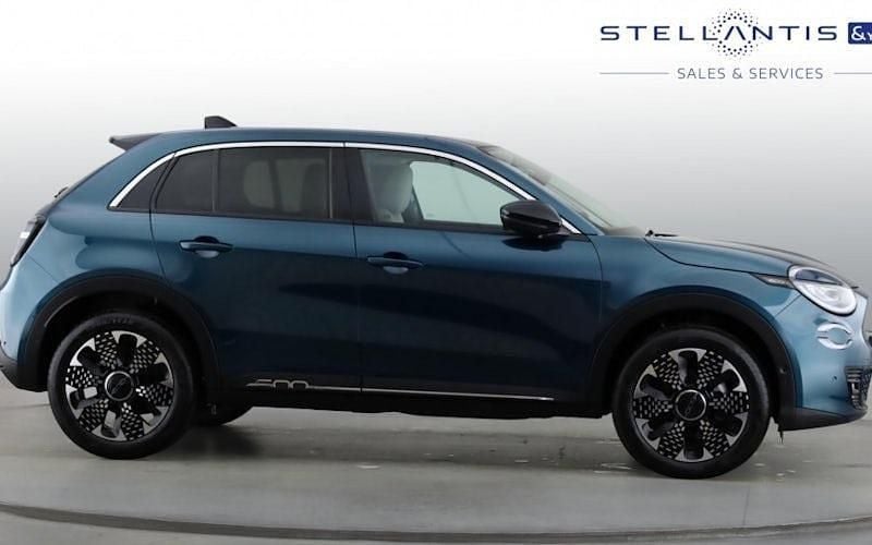 New Fiat 600 La Prima 101 HP (74 kW) 2025 Green SUV