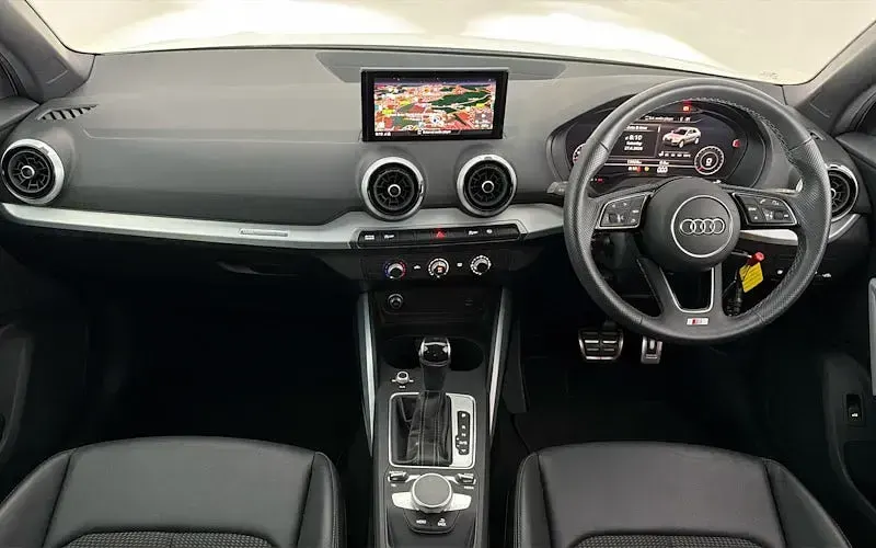 Used Audi Q2 S-Line 150 HP (110 kW) 2022 White SUV