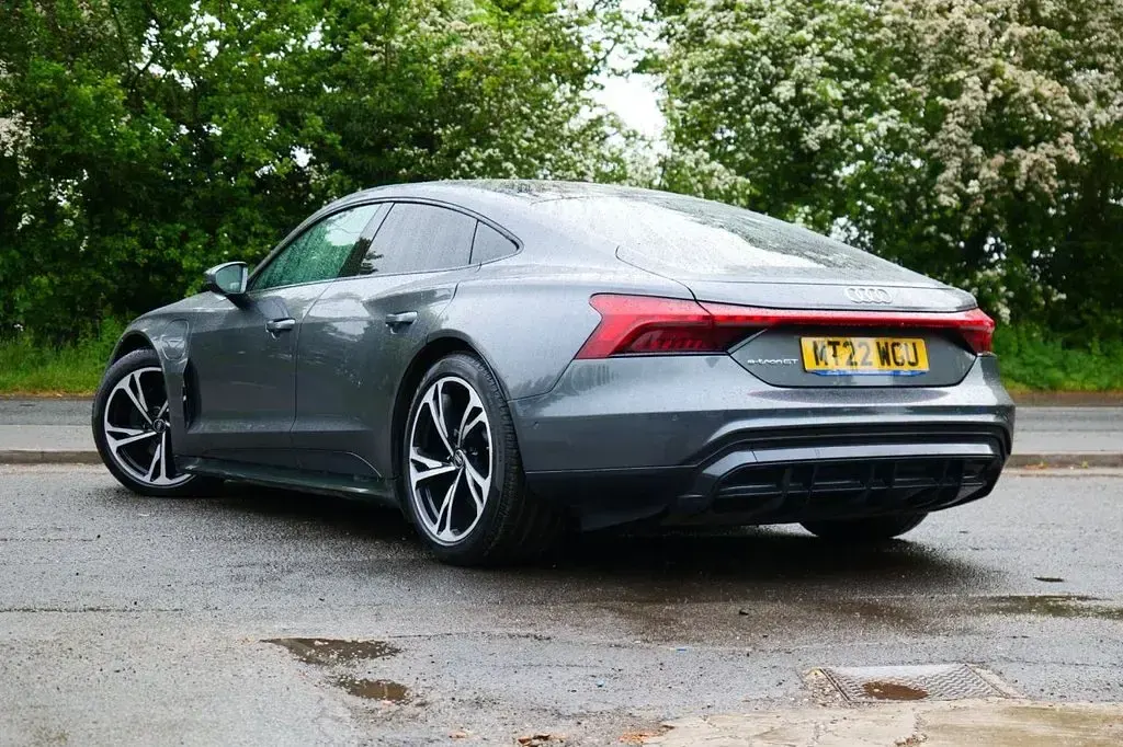 Used Audi e-tron GT quattro Prestige 389 kW (530 HP) 2022 Grey Sedan