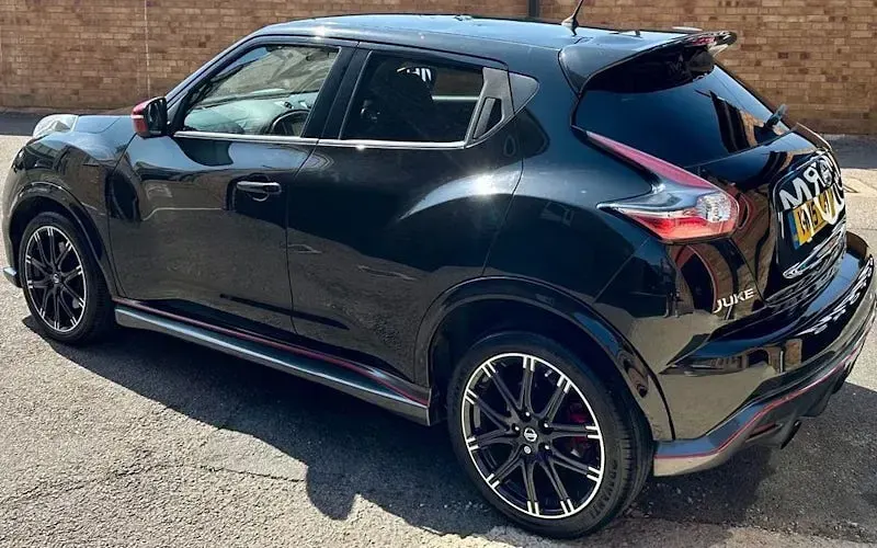 Used Nissan Juke Nismo RS 218 HP (160 kW) 2015 Black SUV