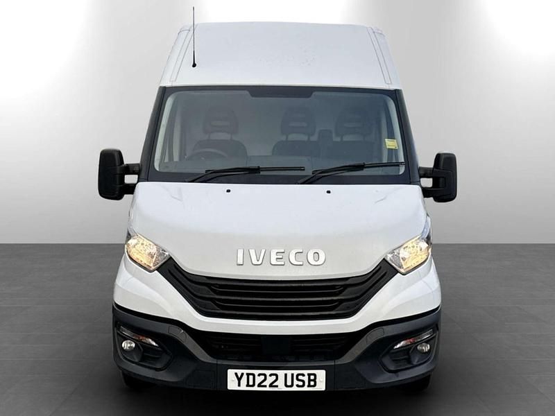 Used Iveco Daily 136 HP (100 kW) 2022 White Van