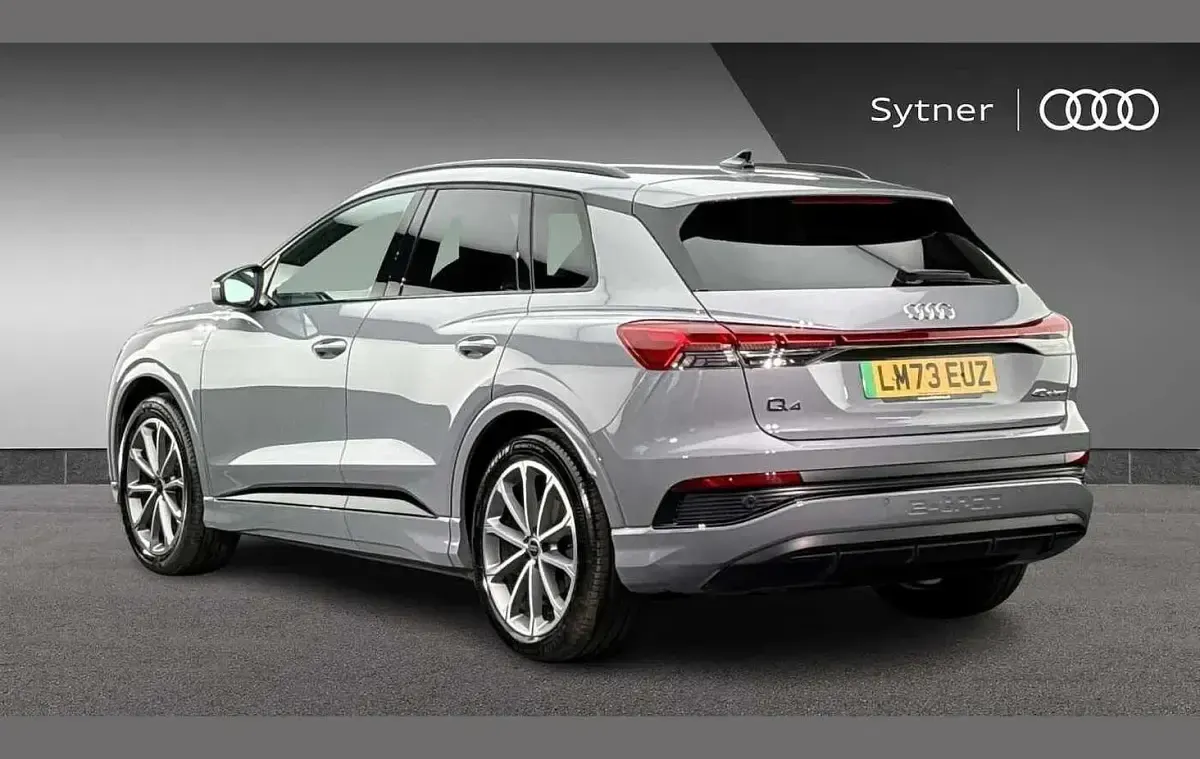 Used Audi Q4 e-tron Comfort 150 kW (204 HP) 2023 Grey SUV