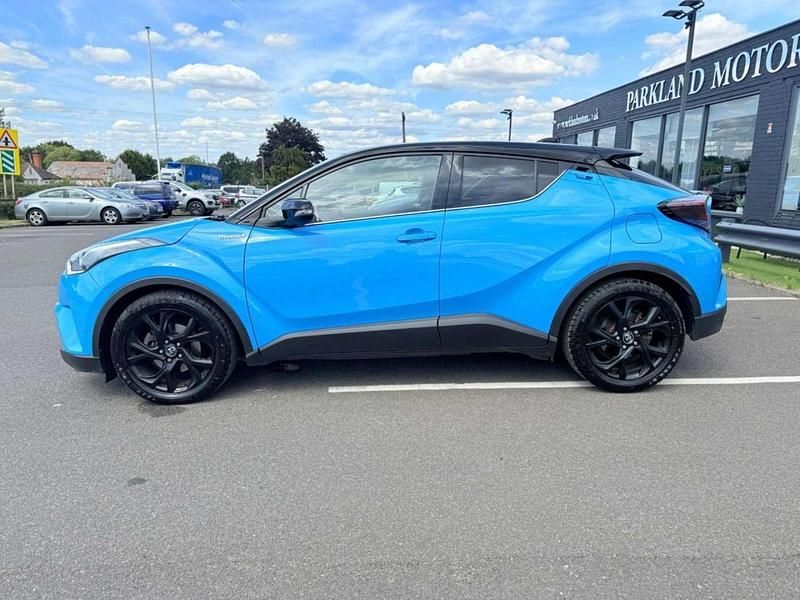 Used Toyota C-HR 122 HP (89 kW) 2019 Blue SUV