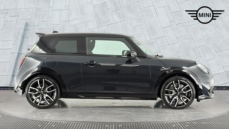 Used Mini Cooper Hatch 113 kW (154 HP) 2025 Grey Hatchback