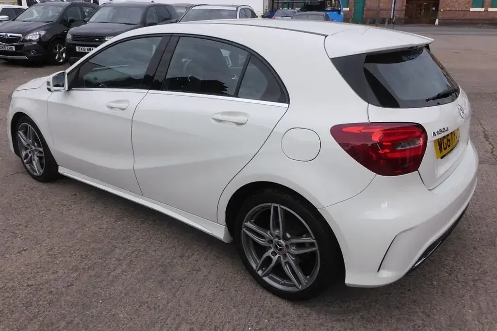 Used Mercedes A180 AMG line 109 HP (80 kW) 2017 White Hatchback
