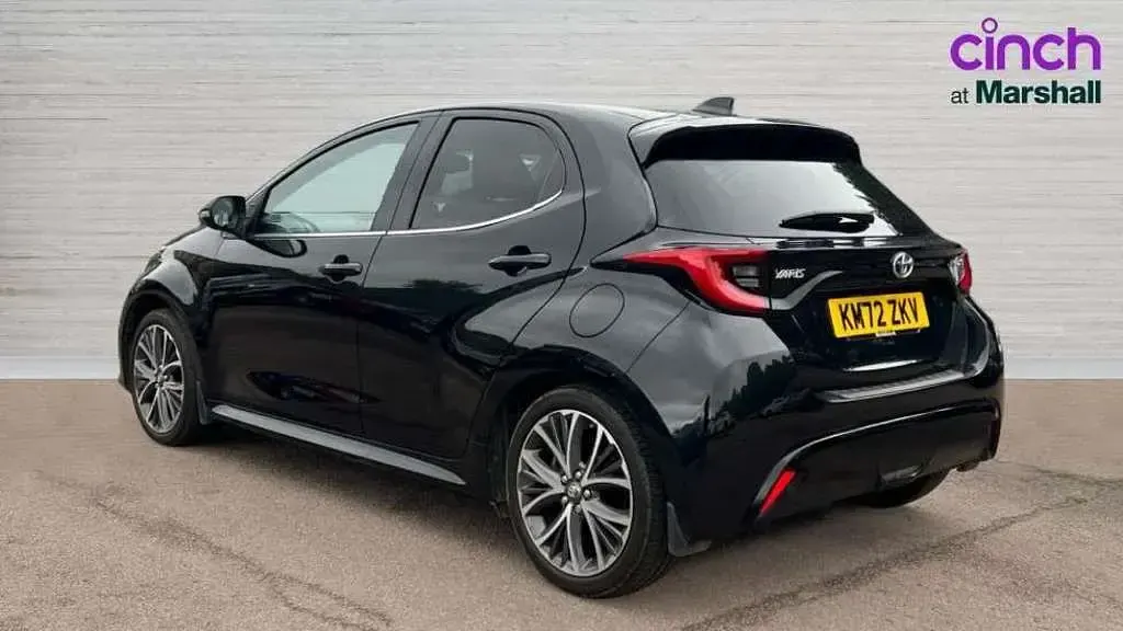 Used Toyota Yaris 116 HP (85 kW) 2022 Black Hatchback