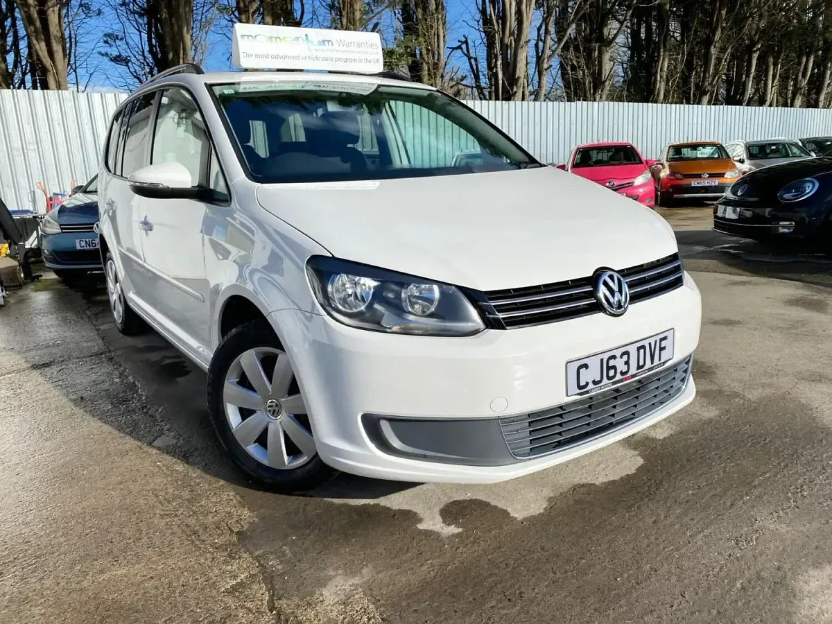 Used VW Touran SE 140 HP (102 kW) 2013 White MPV