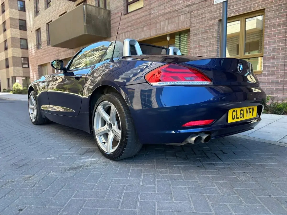 Begagnad BMW Z4 Comfort Edition 2011 Blå Cab
