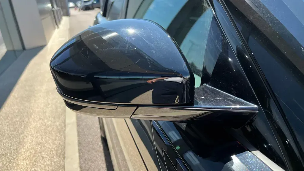 Used Land Rover Range Rover evoque Autobiography 204 HP (150 kW) 2025 Metallic  santorini black SUV