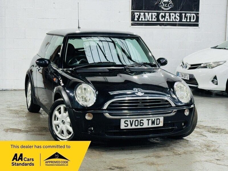 Black Used 2006 Mini ONE Hatch Hatchback | £1,000 (Fair price) - Image 1/4