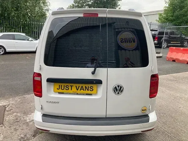 Used VW Caddy Startline 75 HP (55 kW) 2017 White MPV