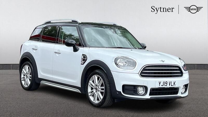White Used 2019 Mini Cooper D Countryman Exclusive SUV | £19,750 (A bit pricey) - Image 1/4