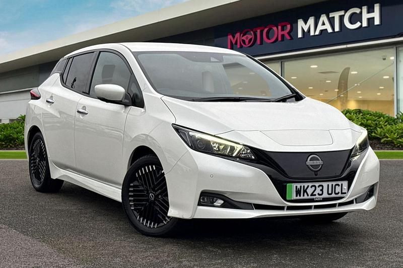 Used Nissan Leaf N-Connecta 110 kW (150 HP) 2023 White Hatchback