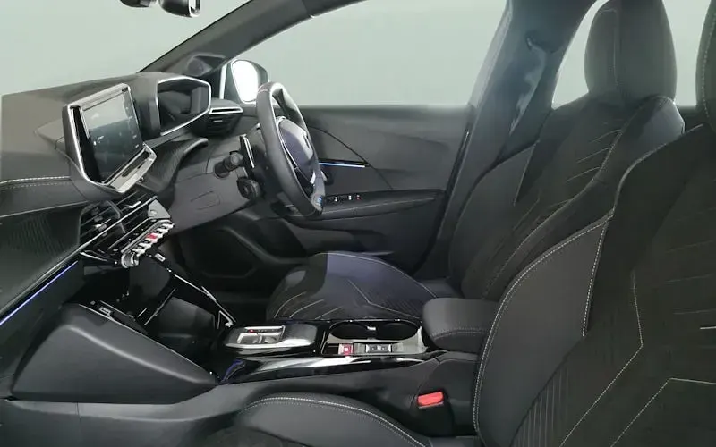 New Peugeot 208 Premium 147 HP (108 kW) 2025 Grey Hatchback