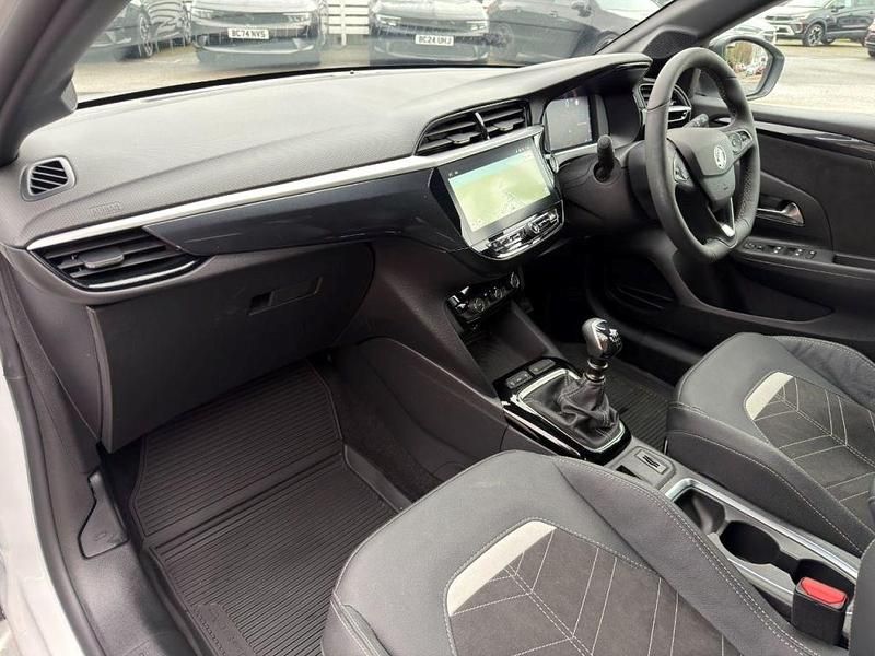 Used Vauxhall Corsa Ultimate 99 HP (72 kW) 2025 White Hatchback