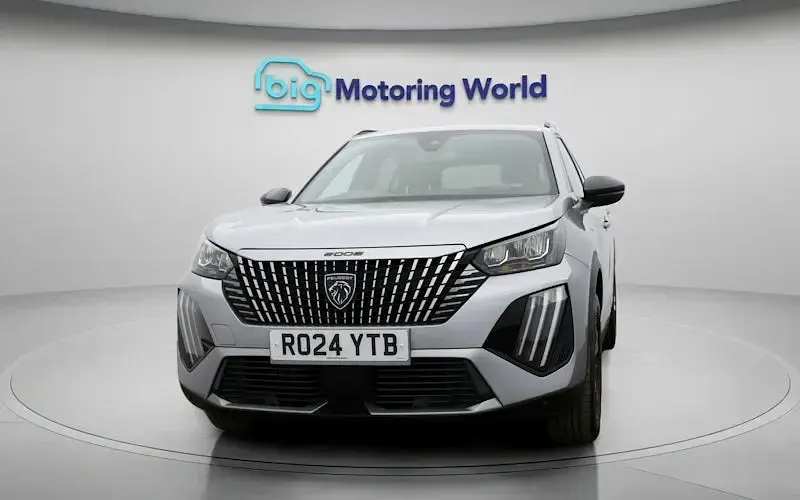 Used Peugeot 2008 Allure 131 HP (96 kW) 2024 Grey SUV