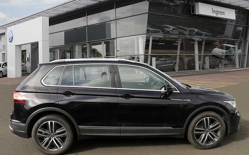 Used VW Tiguan Elegance 150 HP (110 kW) 2023 Black SUV