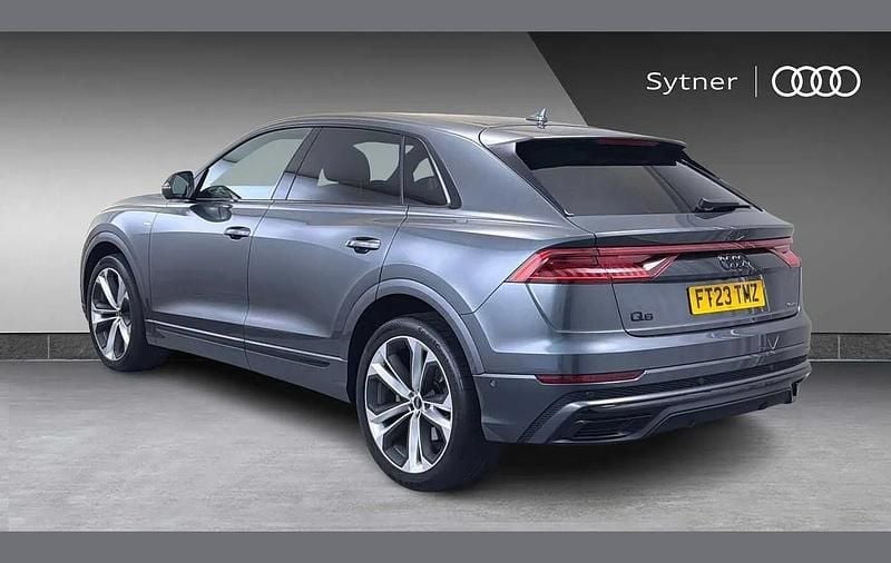 Used Audi Q8 S-Line 281 HP (206 kW) 2023 Grey SUV