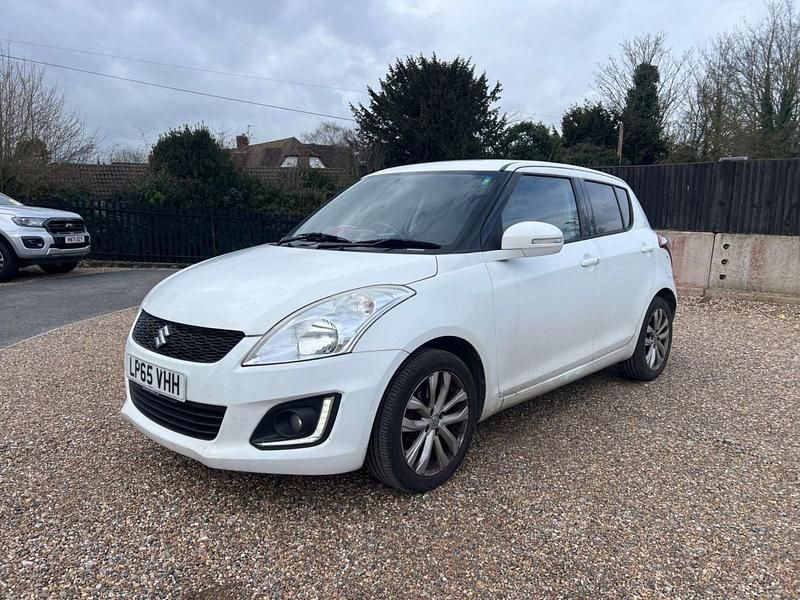 Used Suzuki Swift SZ4 2016 White Hatchback