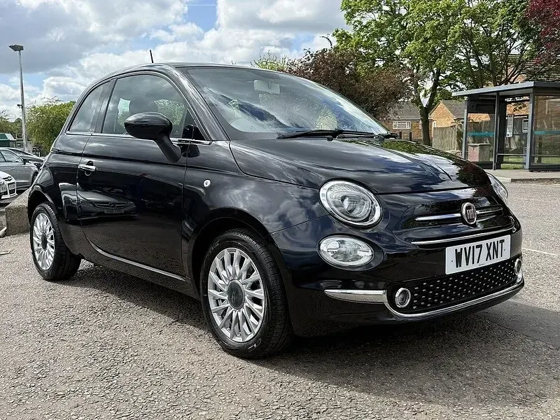 Used Fiat 500 Lounge 69 HP (50 kW) 2017 Crossover black Hatchback