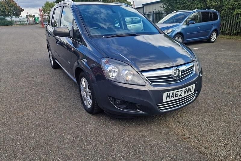 Grey Used 2013 Vauxhall Zafira Design Edition MPV | £2,750 (Good price) - Image 1/1