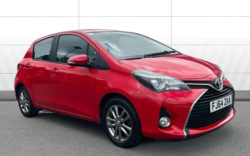 Used Toyota Yaris 69 HP (50 kW) 2016 Hatchback
