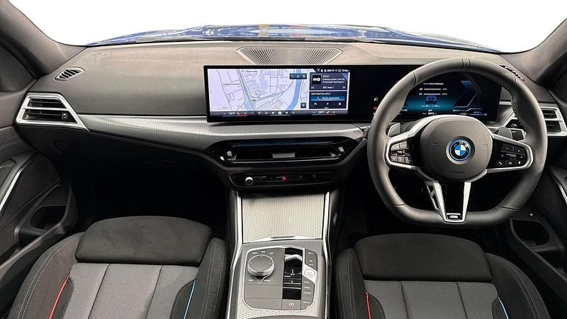 Usado BMW 330e M Sport 288 HP (211 kW) 2025 Azul