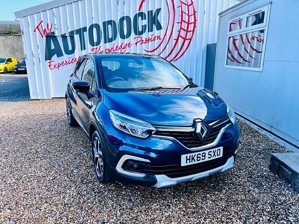 Used Renault Captur GT-Line 90 HP (66 kW) 2019 Blue/black SUV