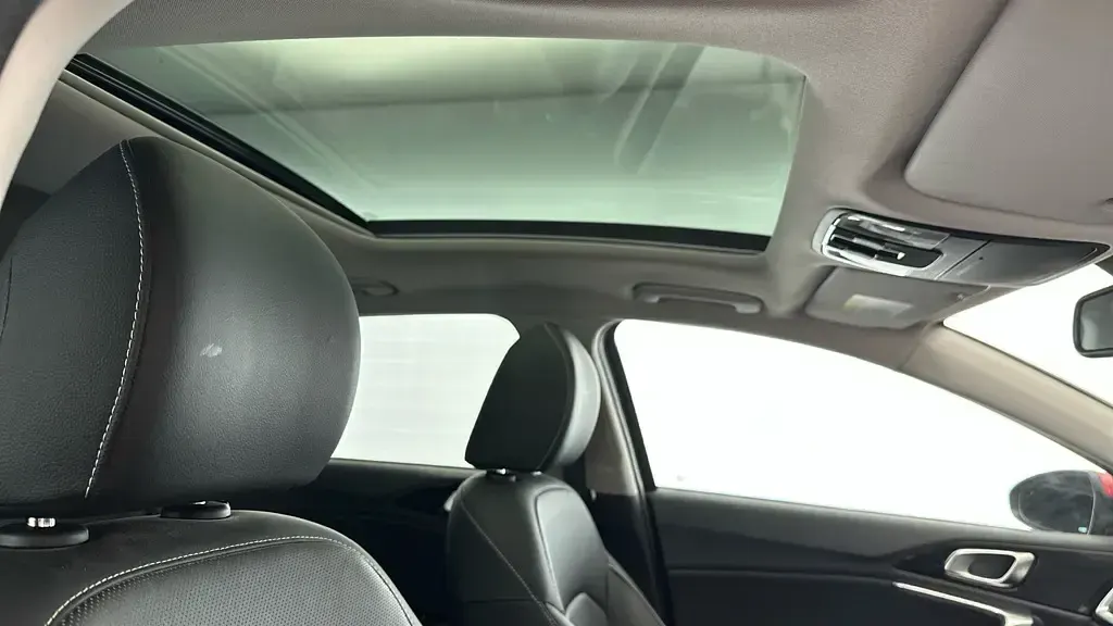 Used Kia Ceed First Edition 2018 Red Hatchback