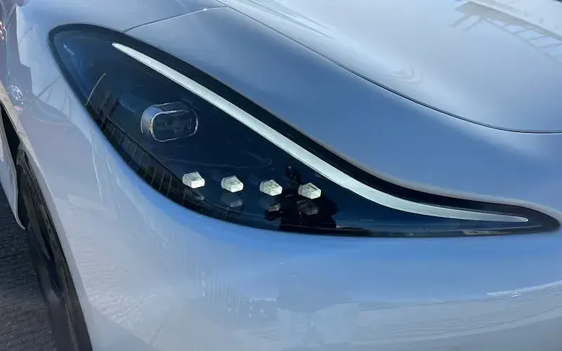 New MG IM6 553 kW (752 HP) 2025 White SUV