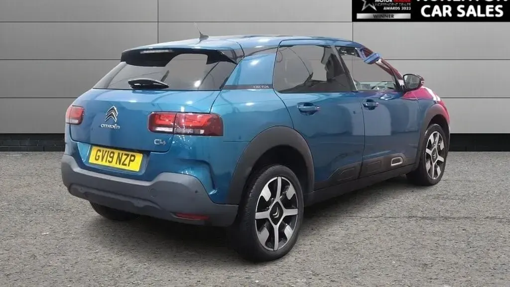 Używany Citroën C4 Cactus Flair 110 KM (80 kW) 2019 Niebieski Hatchback