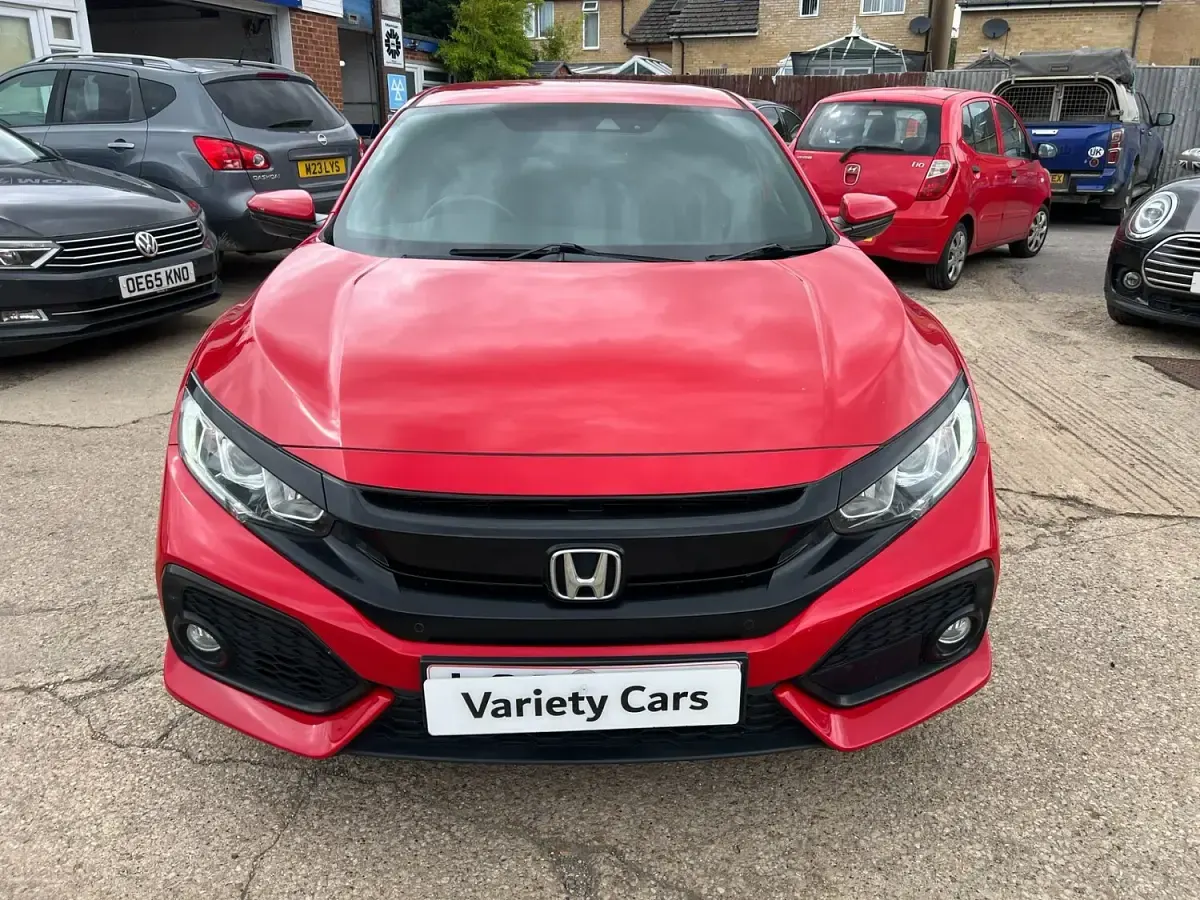 Used Honda Civic SR 126 HP (92 kW) 2018 Red Hatchback