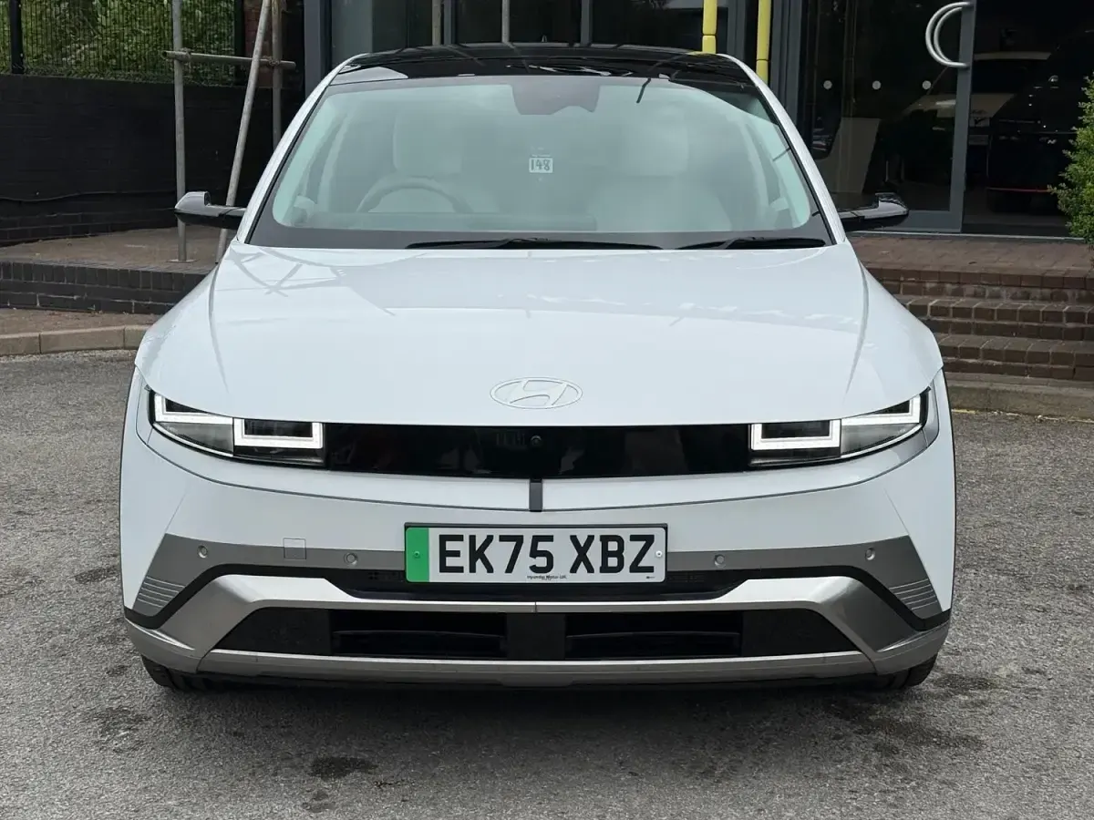 Used Hyundai Ioniq 5 Ultimate 239 kW (325 HP) 2025 White SUV